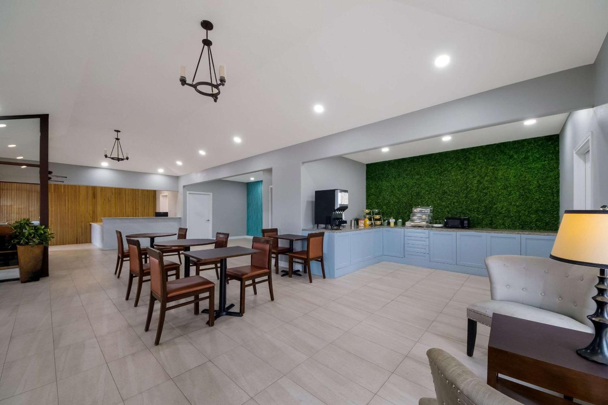 Rodeway Inn & Suites Corpus Christi Ngoại thất bức ảnh
