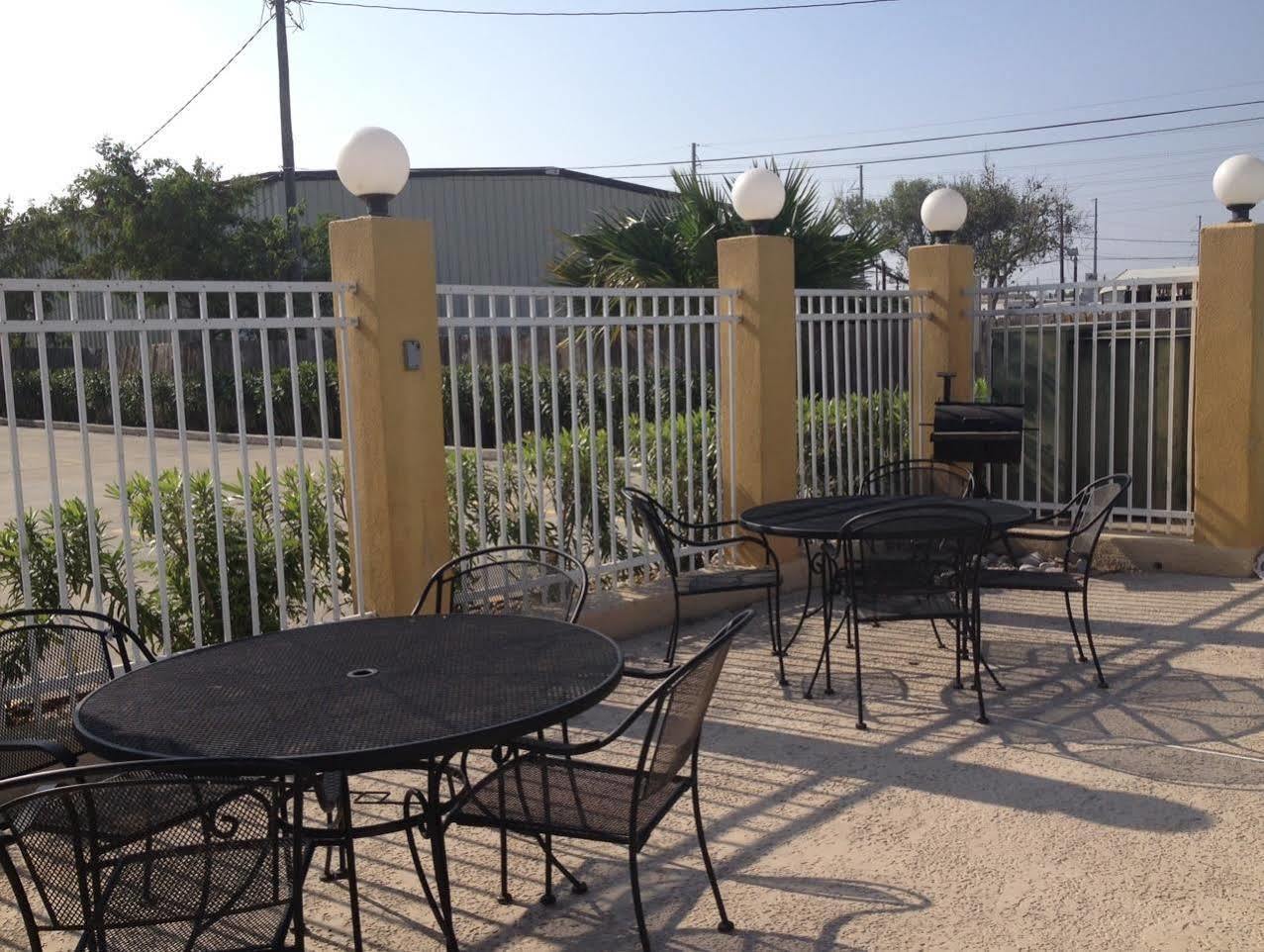 Rodeway Inn & Suites Corpus Christi Ngoại thất bức ảnh