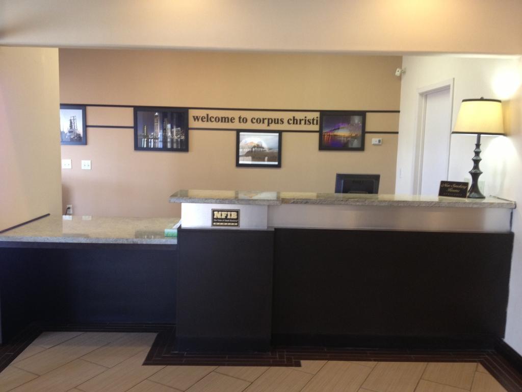 Rodeway Inn & Suites Corpus Christi Ngoại thất bức ảnh